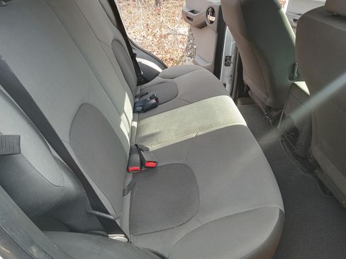 Used 2013 Nissan Xterra S image 15