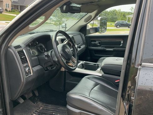 Used 2018 RAM 3500 Laramie AWD/4WD image 8