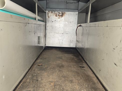 Used 2016 Chevrolet Express 3500 image 9