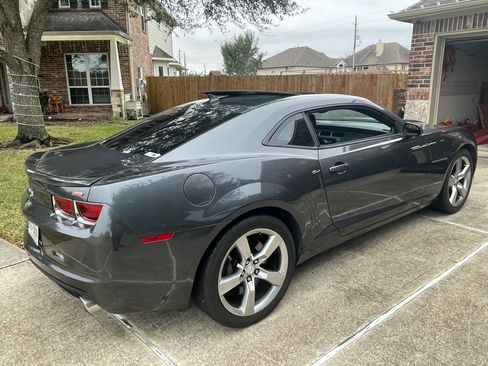 Used 2010 Chevrolet Camaro SS w/ RS Package image 6