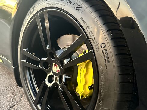 Used 2014 Porsche Panamera 4S image 16