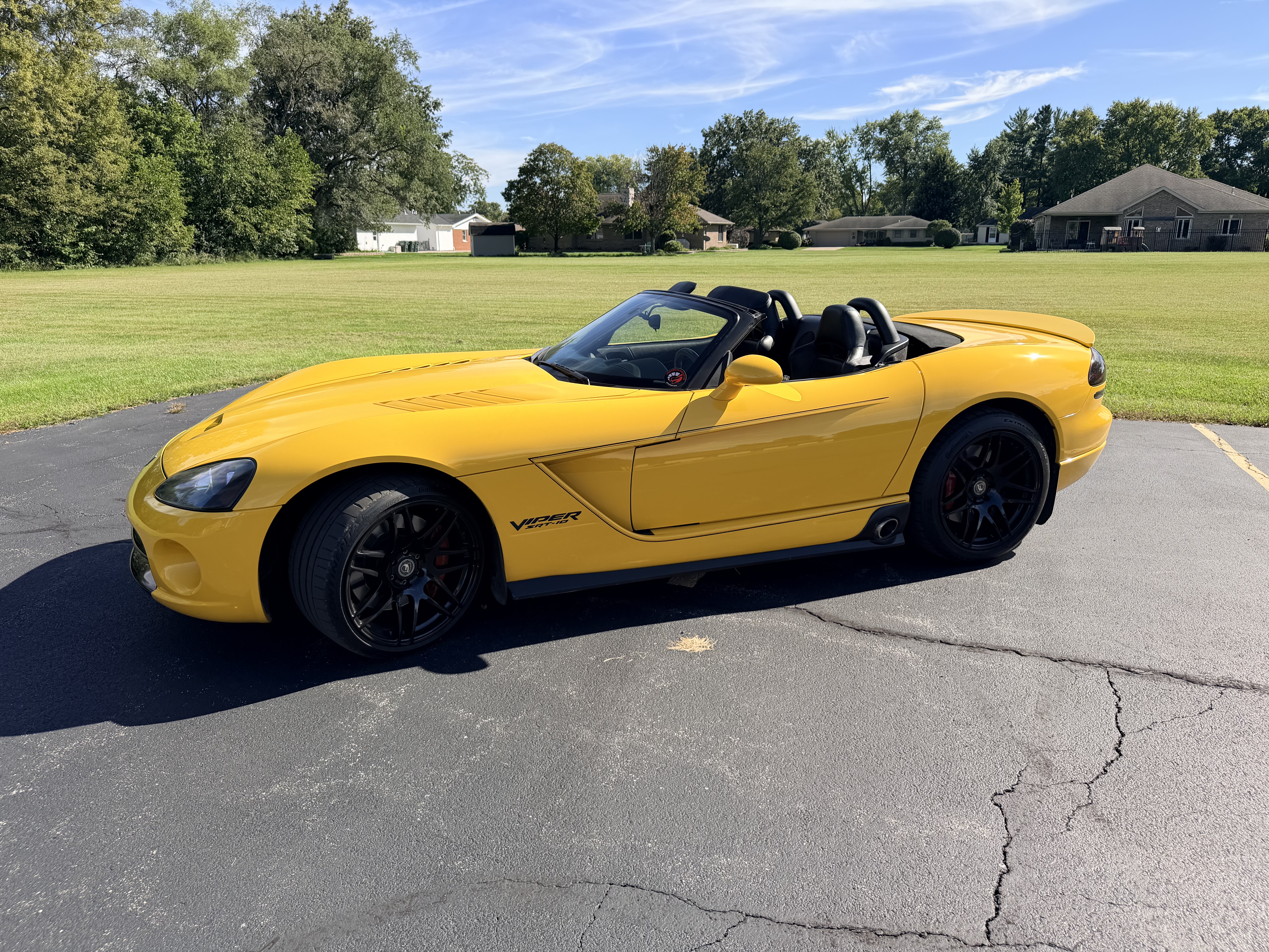 Used 2005 Dodge Viper SRT-10 RWD image 4