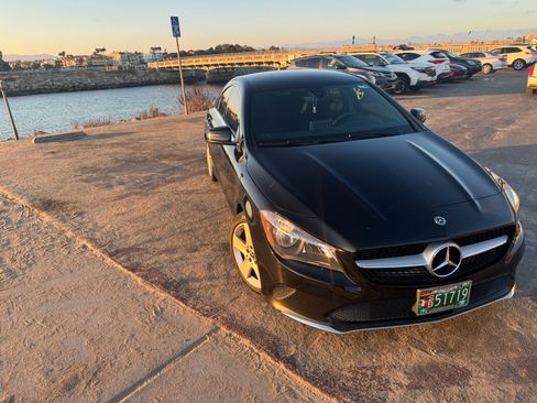 Used 2019 Mercedes-Benz CLA 250 4MATIC image 4