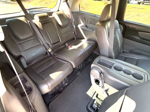 Used 2012 Honda Odyssey Touring image 13