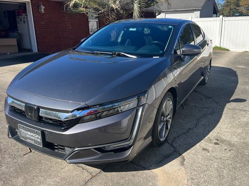 Used 2018 Honda Clarity Touring image 5