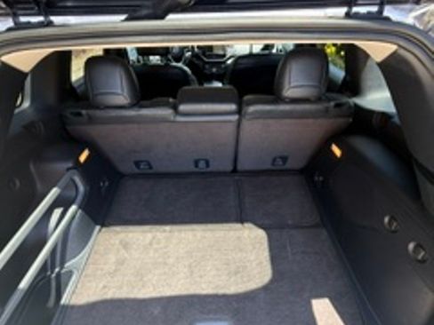 Used 2014 Jeep Cherokee Limited w/ Luxury Group AWD/4WD image 20