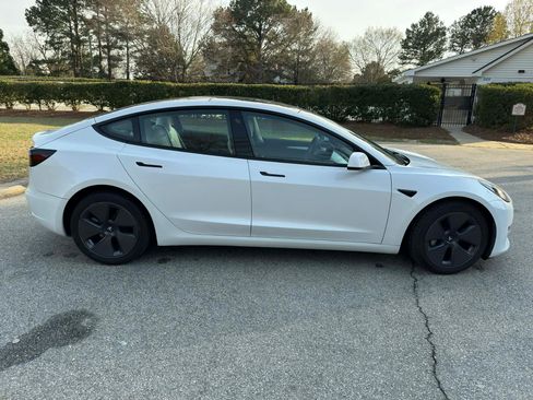 Used 2022 Tesla Model 3 Long Range image 4