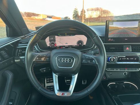 Used 2021 Audi S4 Premium Plus w/ Premium Plus Package image 18