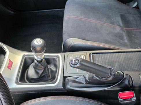 Used 2013 Subaru Impreza WRX STI image 25