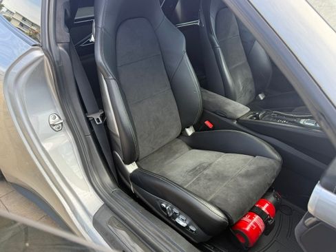 Used 2015 Porsche 911 GT3 RWD image 19