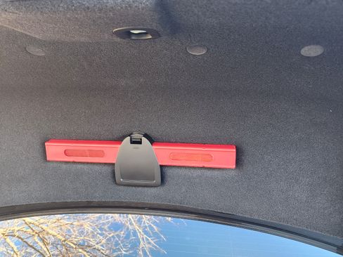 Used 2022 Audi S8 image 20