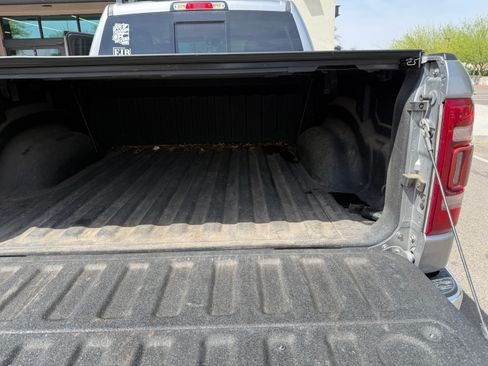 Used 2019 RAM 1500 Laramie w/ Off Road Group image 14