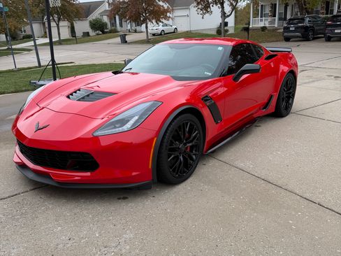 Used 2019 Chevrolet Corvette Z06 w/ Battery Protection Package image 12