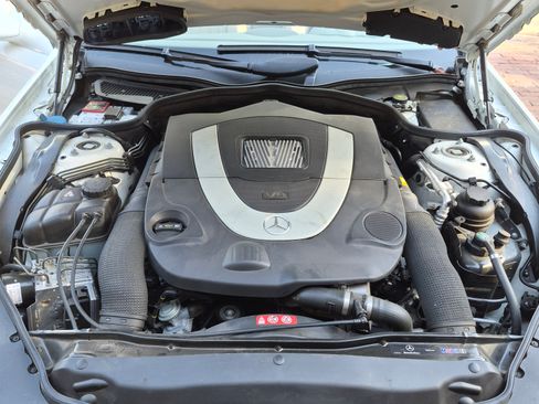 Used 2009 Mercedes-Benz SL 550 image 11