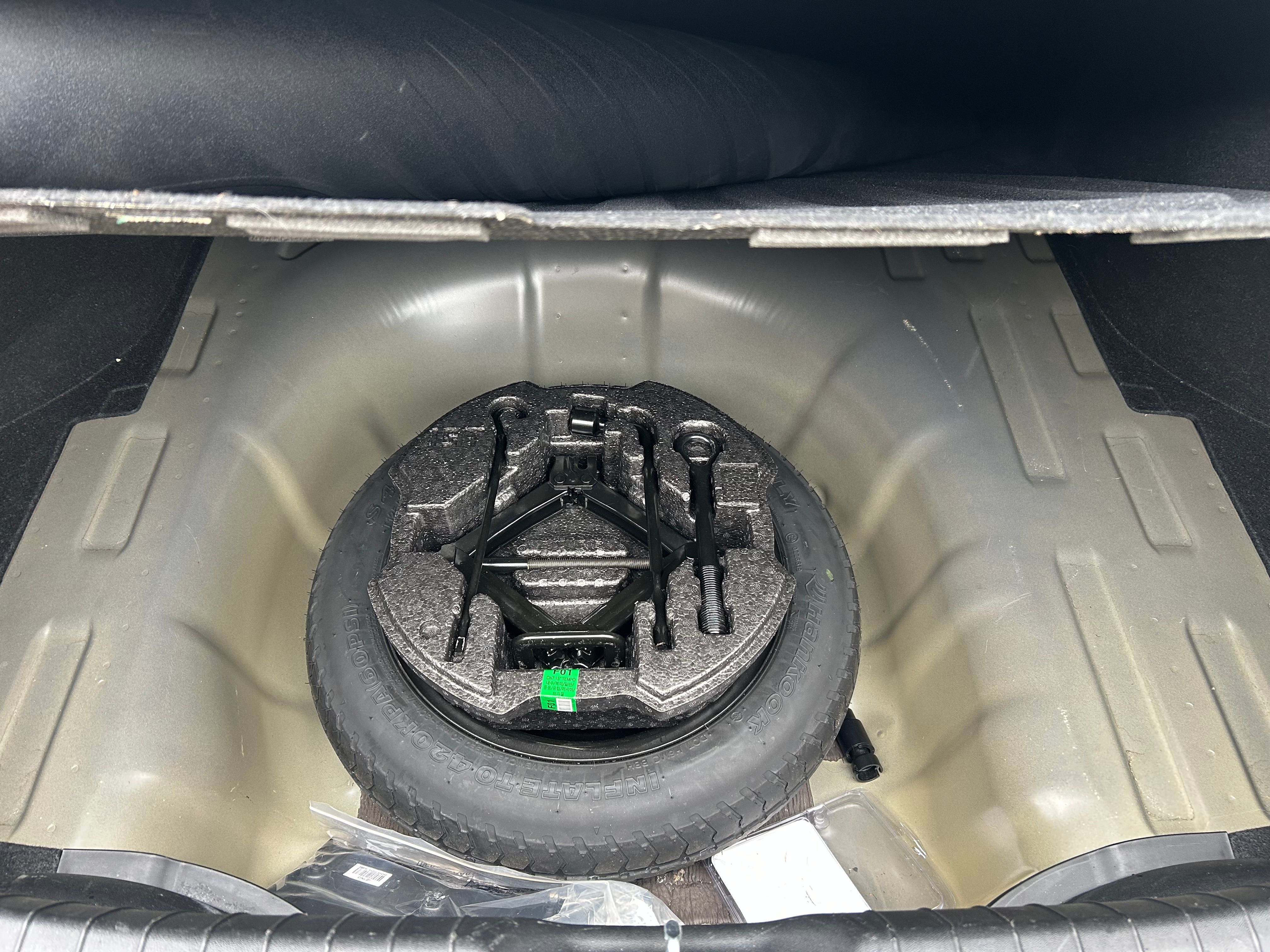 Used 2023 Hyundai Elantra SEL FWD image 15