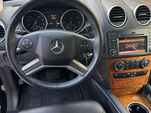 Used 2009 Mercedes-Benz ML 350 4MATIC image 6