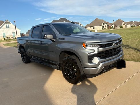 Used 2023 Chevrolet Silverado 1500 RST w/ Z71 Off-Road Package image 2