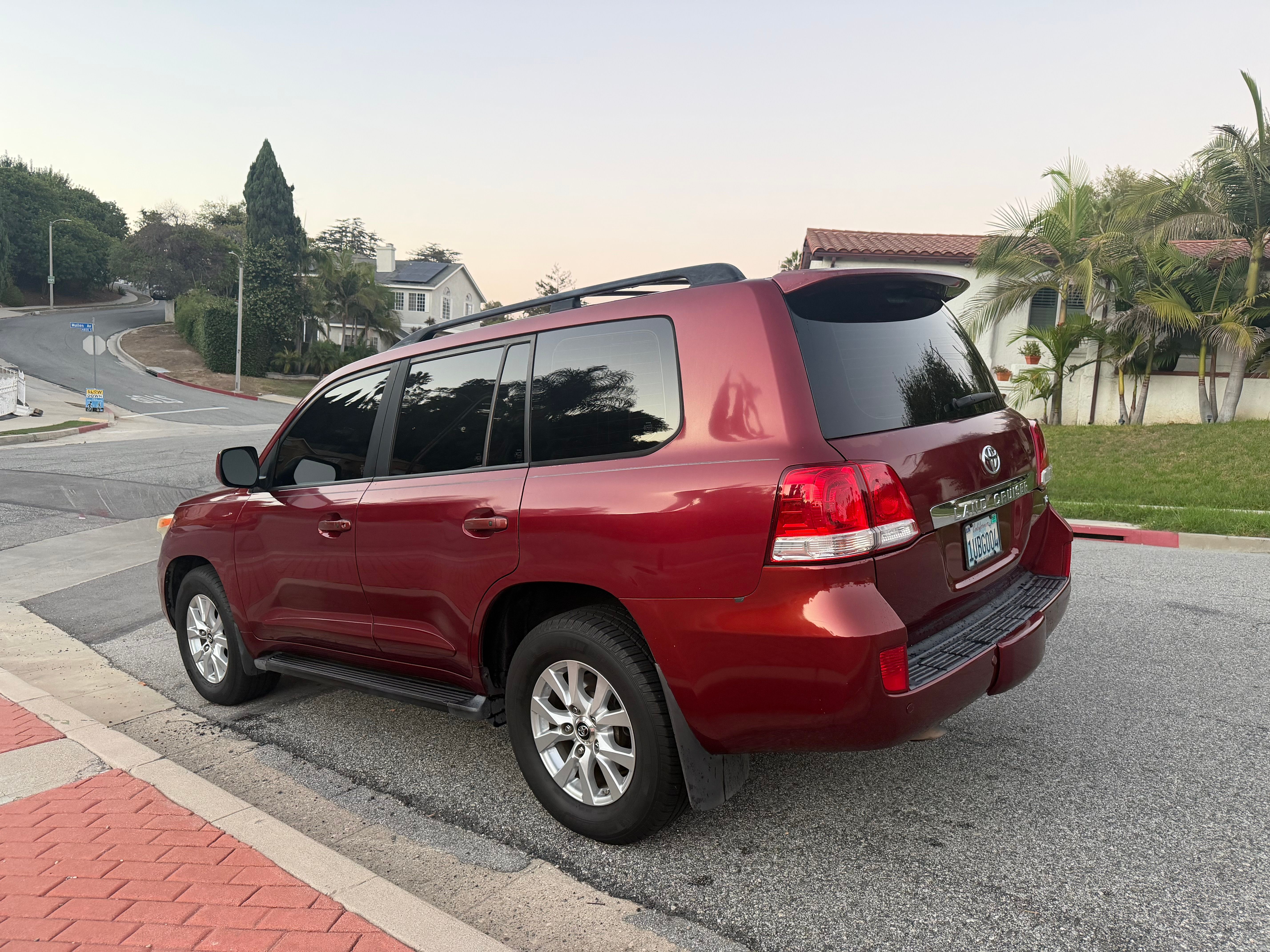 Used 2008 Toyota Land Cruiser AWD/4WD image 2