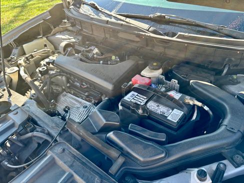 Used 2014 Nissan Rogue SV w/ SV Premium Package image 15