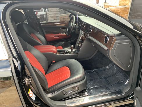 Used 2012 Bentley Mulsanne RWD image 17