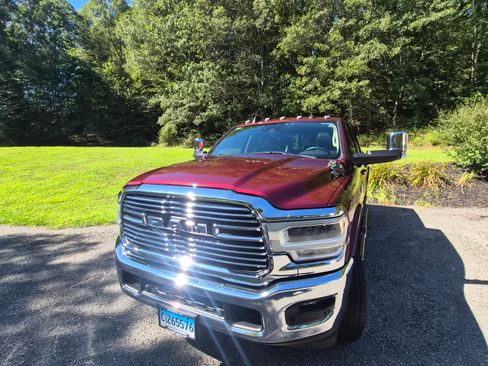 Used 2022 RAM 2500 Laramie AWD/4WD image 8