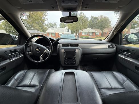 Used 2011 Chevrolet Tahoe LT image 8