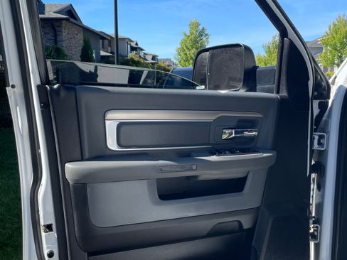 Used 2018 RAM 2500 SLT w/ Protection Group AWD/4WD image 13