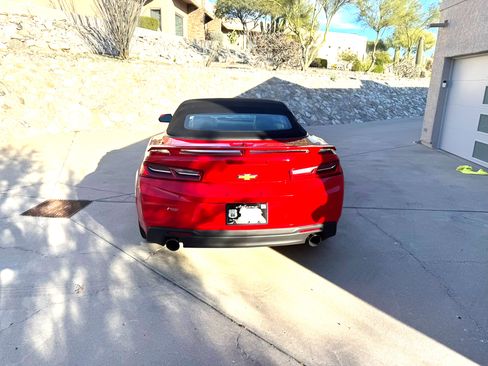 Used 2016 Chevrolet Camaro LT image 4