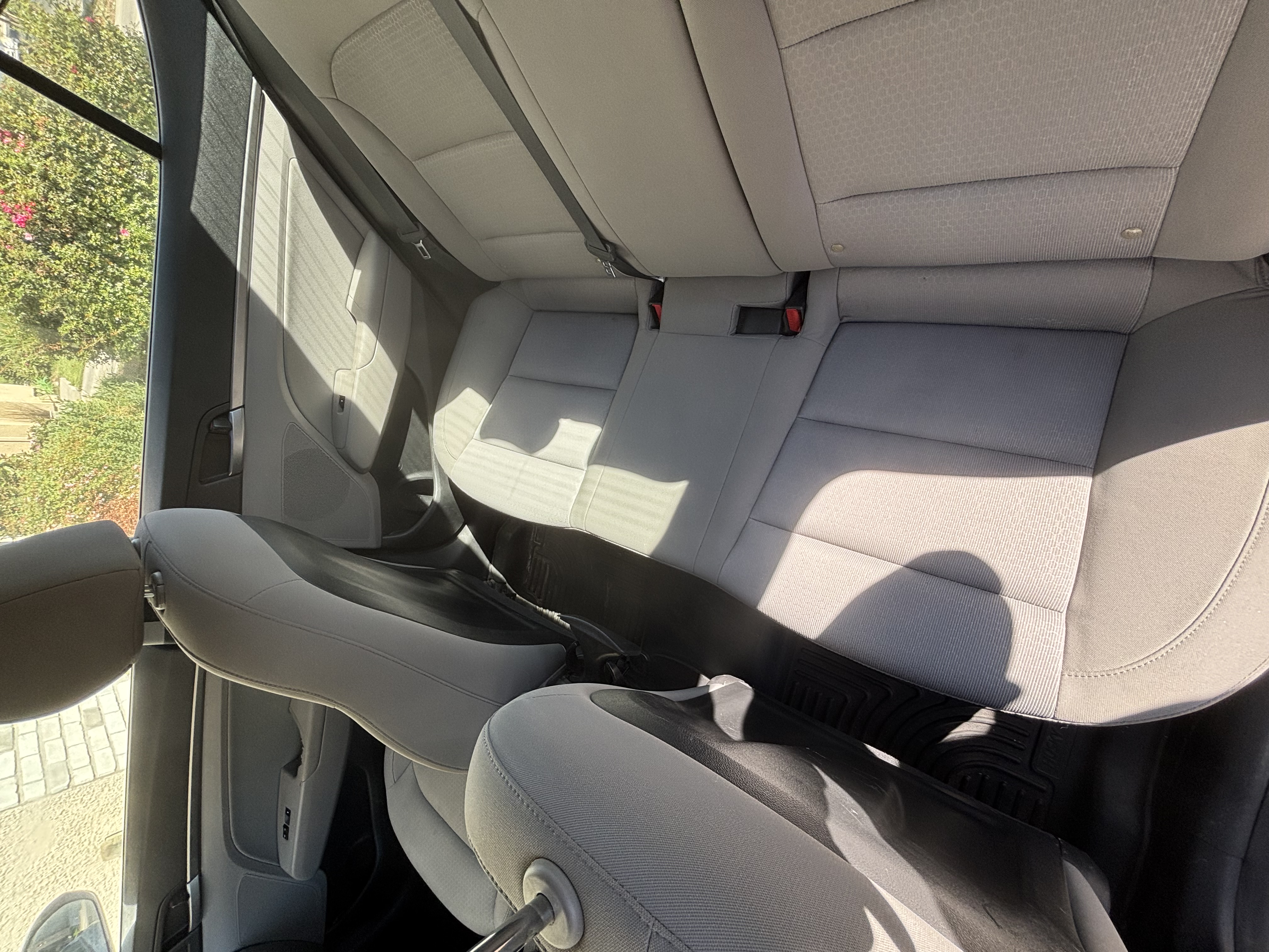 Used 2017 Hyundai Elantra SE FWD image 9