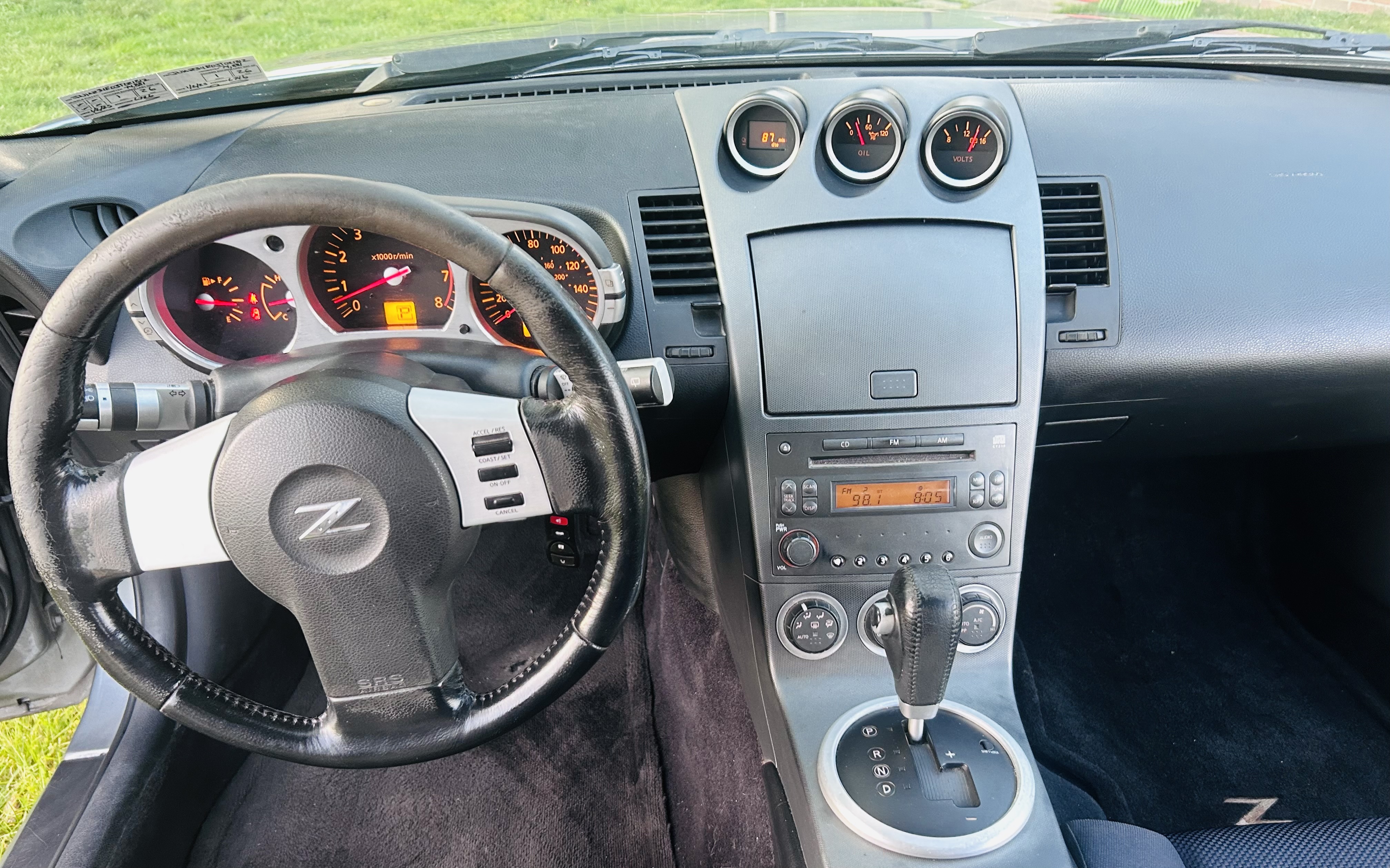 Used 2003 Nissan 350Z Enthusiast w/ Aerodynamics Pkg RWD image 18