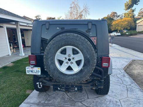 Used 2007 Jeep Wrangler Rubicon w/ Dual Top Group image 9
