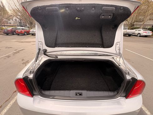 Used 2012 Chevrolet Malibu LS image 8