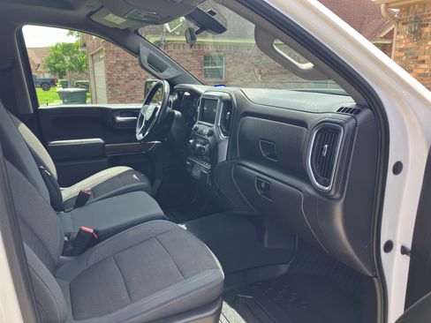 Used 2019 Chevrolet Silverado 1500 LT w/ Convenience Package RWD image 21