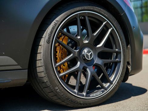 Used 2018 Mercedes-Benz E 63 AMG S image 9