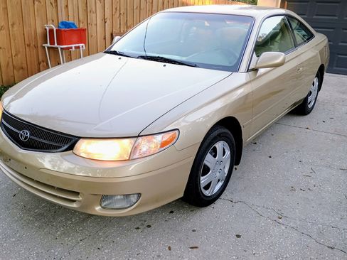 Used 2000 Toyota Solara SE image 2