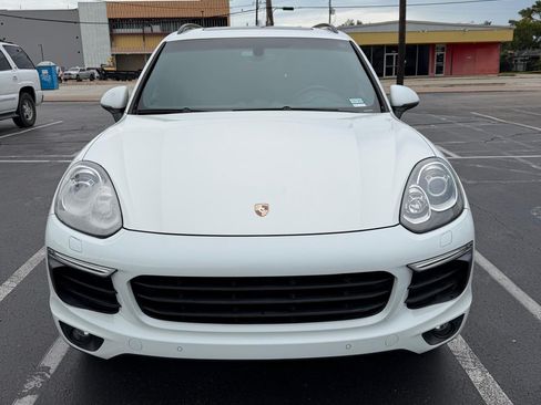 Used 2017 Porsche Cayenne Platinum Edition AWD/4WD image 9