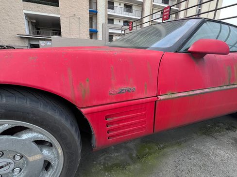 Used 1992 Chevrolet Corvette ZR1 image 5