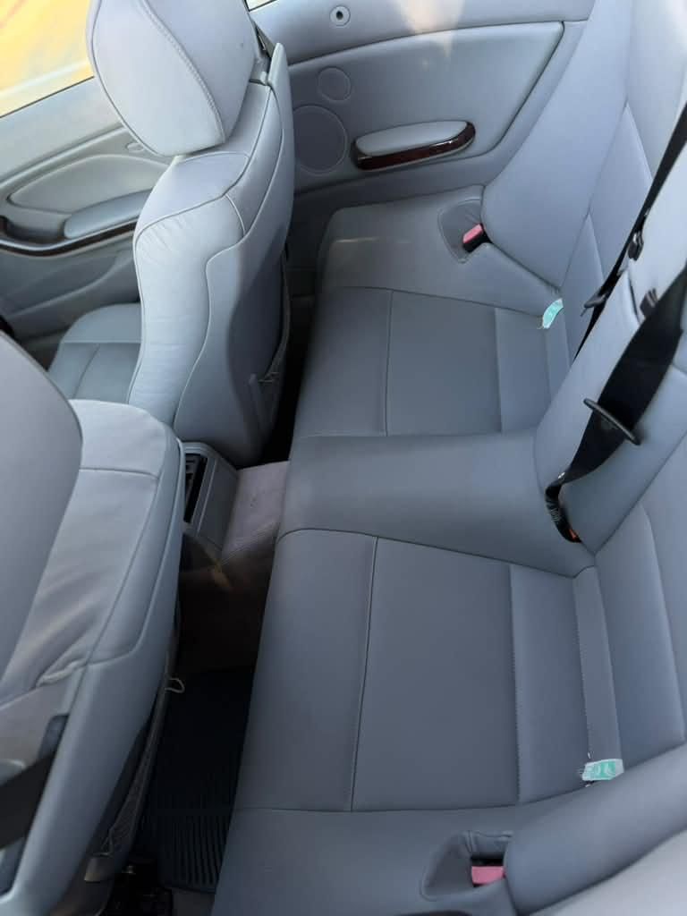 Used 2004 BMW 325Ci Convertible RWD image 15