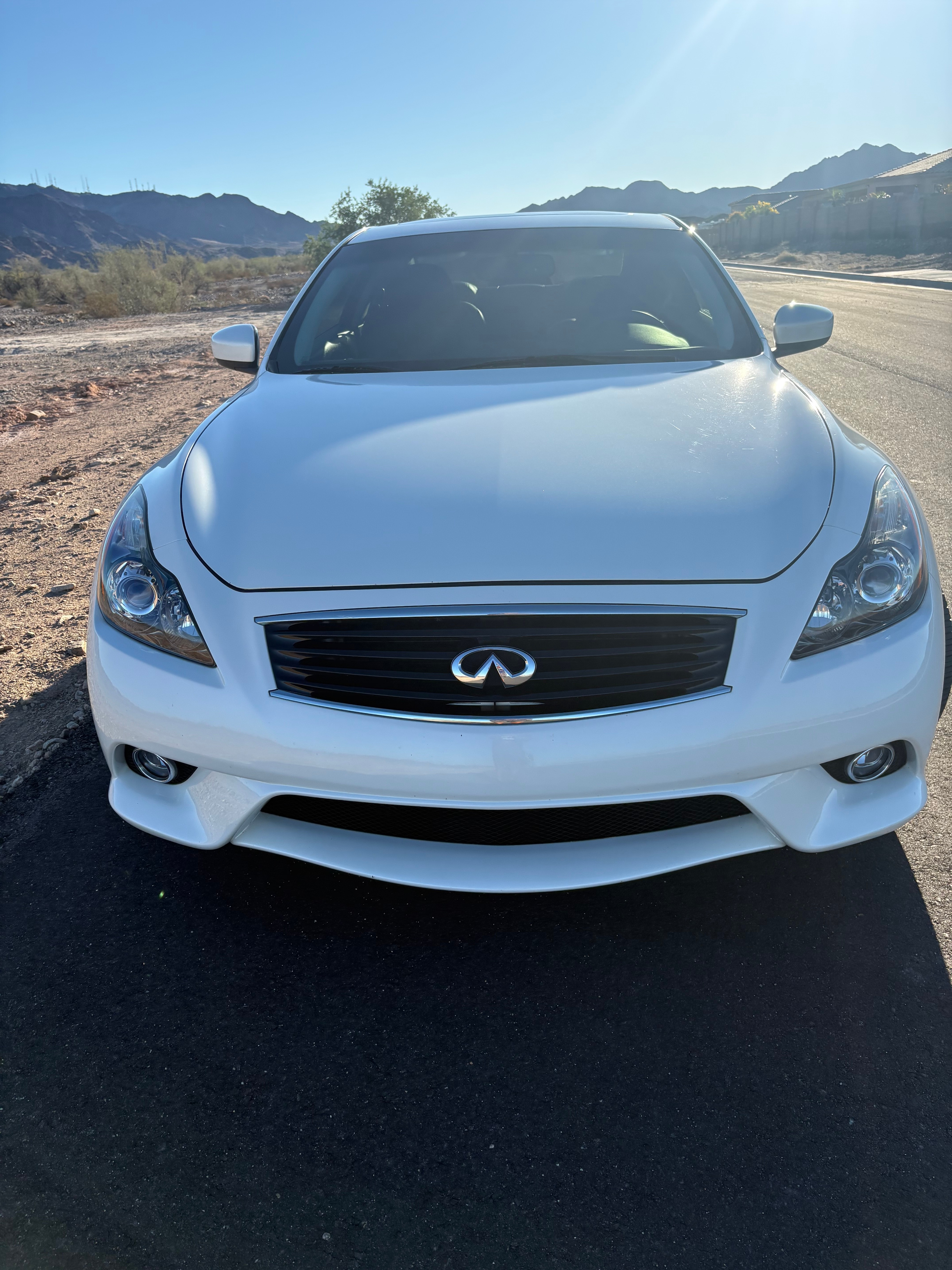 Used 2015 INFINITI Q60 Sport RWD image 1