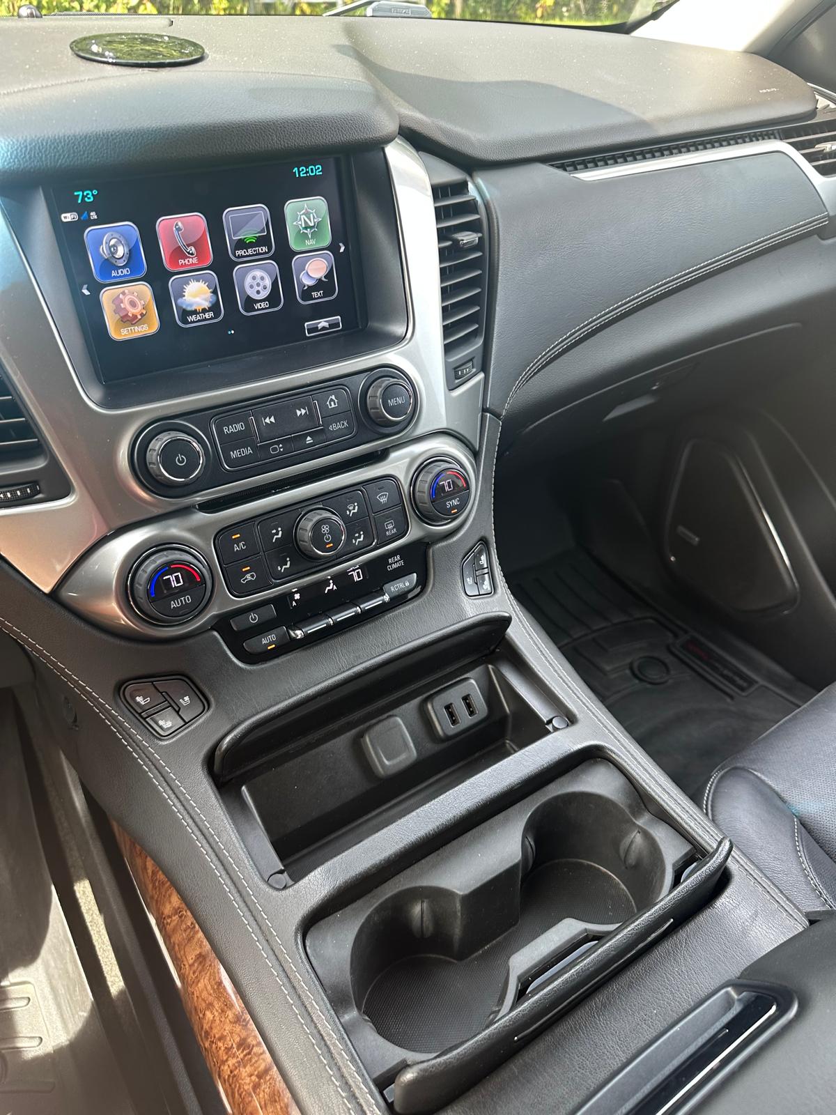 Used 2018 Chevrolet Tahoe Premier AWD/4WD image 15