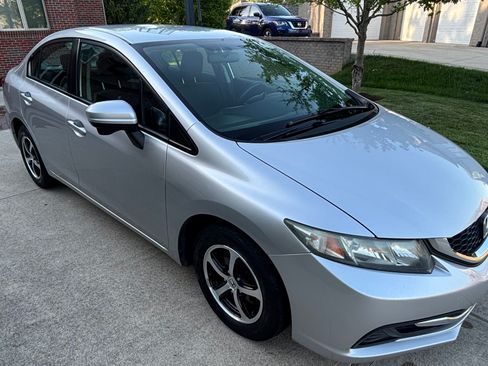 Used 2015 Honda Civic SE image 4
