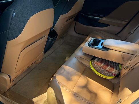 Used 2023 Lucid Air Touring image 8