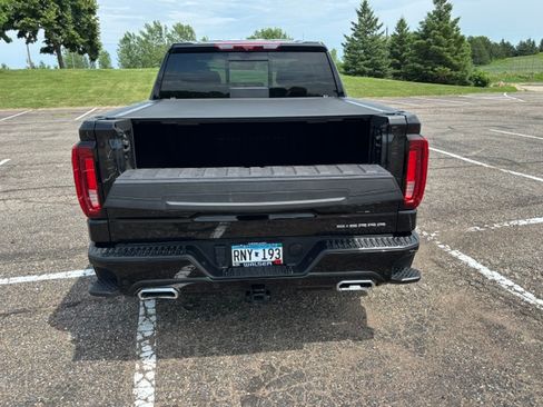 Used 2024 GMC Sierra 1500 Denali AWD/4WD image 13