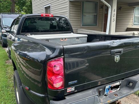 Used 2009 Dodge Ram 3500 Truck ST w/ Popular Equipment Group image 12