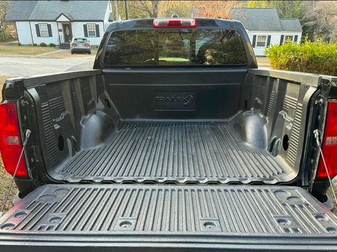 Used 2016 Chevrolet Colorado Z71 image 10