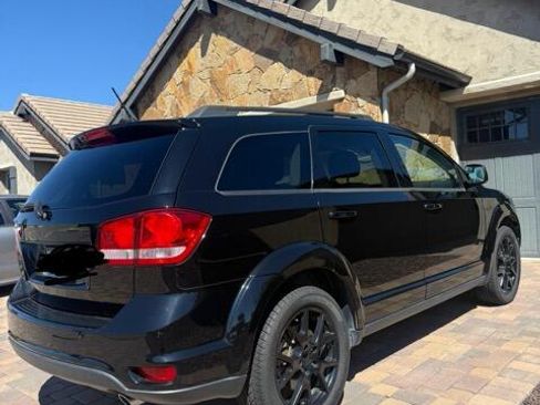 Used 2017 Dodge Journey SXT w/ Blacktop Package image 1