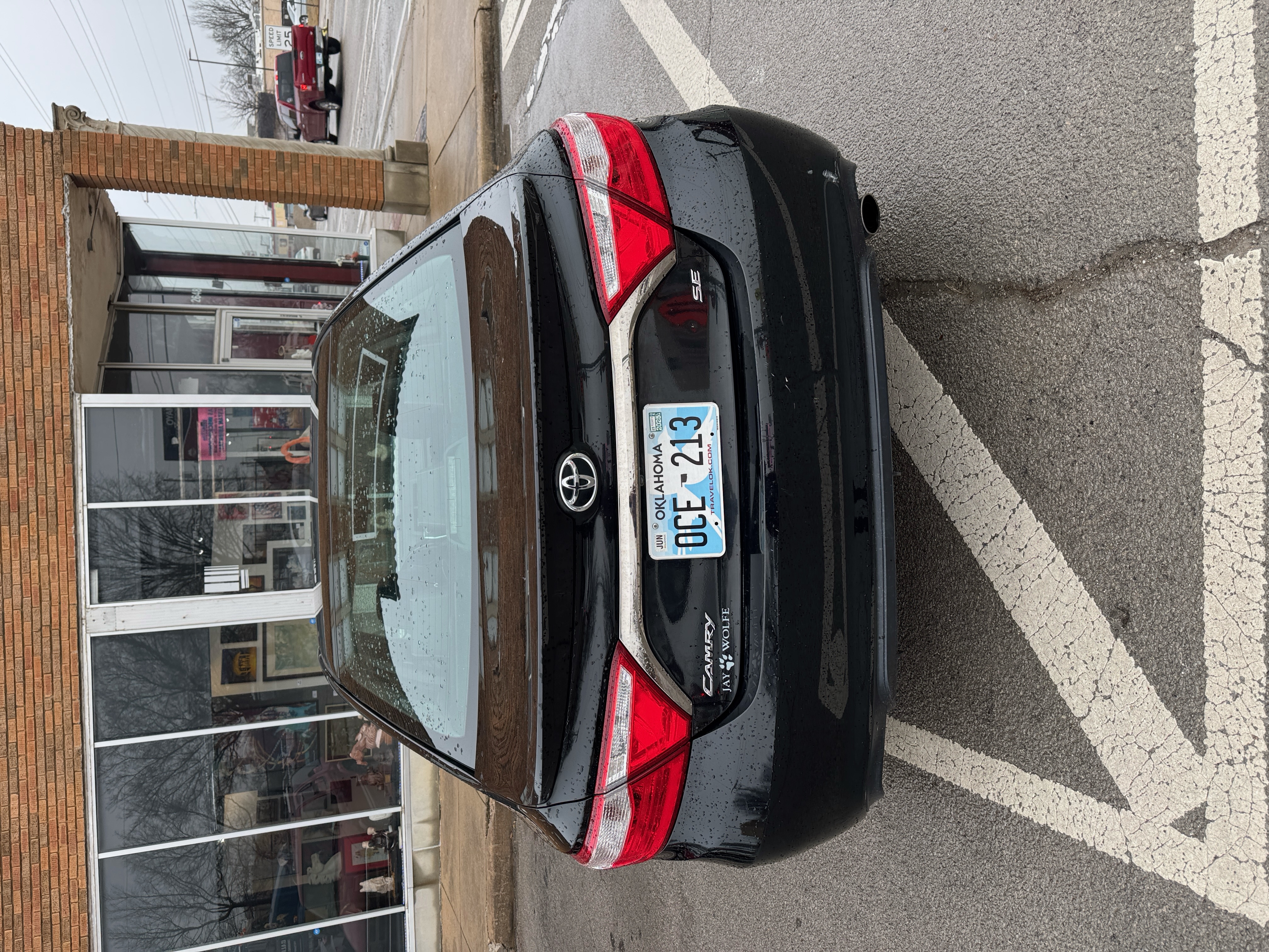 Used 2015 Toyota Camry SE FWD image 4