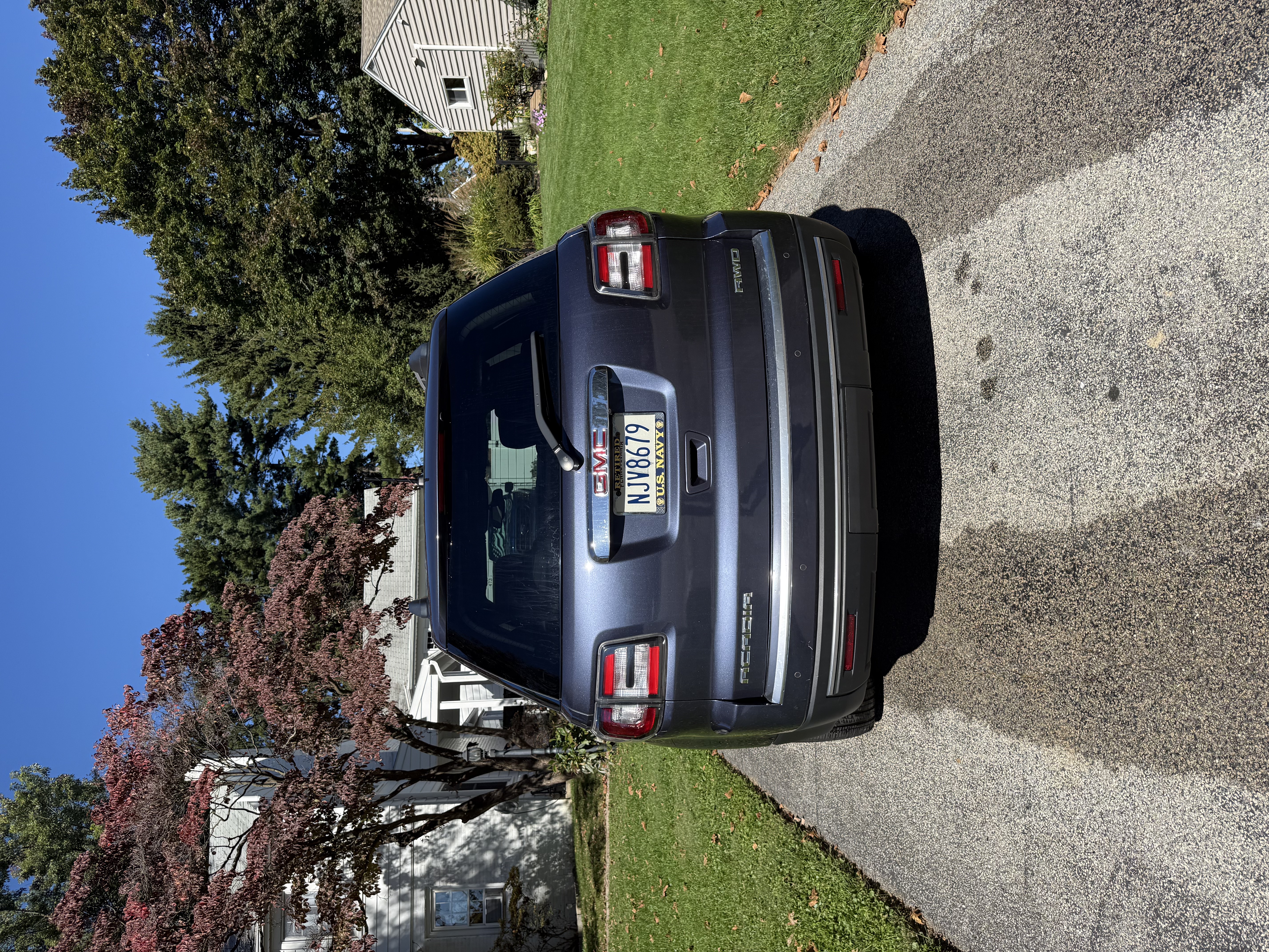 Used 2014 GMC Acadia SLT AWD/4WD image 9