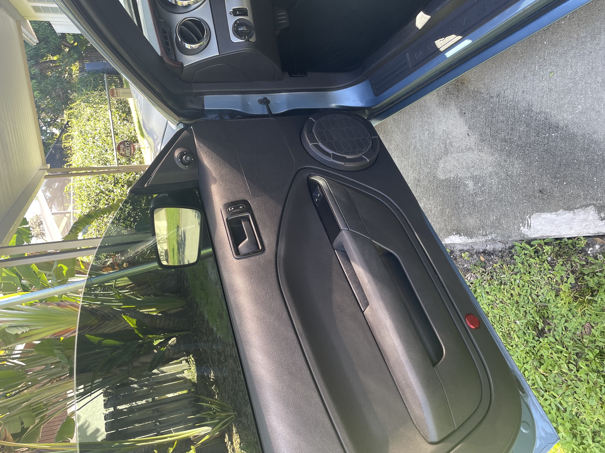 Used 2005 Ford Mustang GT Premium RWD image 6