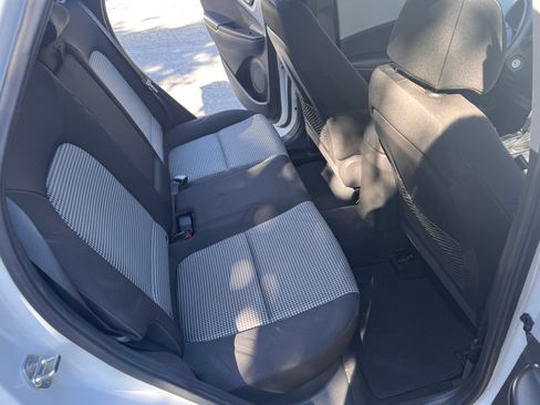 Used 2020 Hyundai Kona SE w/ Cargo Package image 9